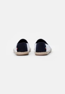 Pier One Espadrilles Soldes Chaussures Basses Rond Unisex -Pier One 00139fe468ac4c6097c5d786f56cf527