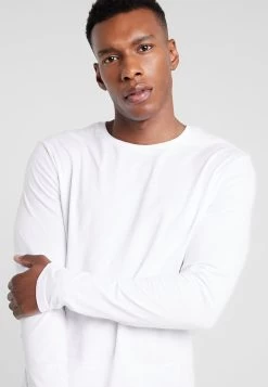 Pier One T-shirt à Manches Longues Vendre T-shirts Col Rond Homme -Pier One 00e31f2a8cc042ef86cde261af6cd7e5