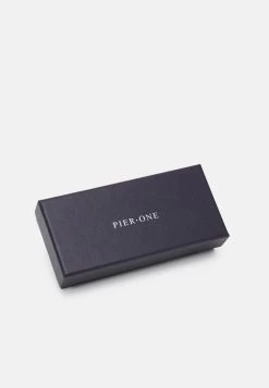 Pier One Vendre SET – Noeud Papillon Pochettes De Costume Floral Homme -Pier One 03afcd2bd0ab45e8a2c6305a31a46670