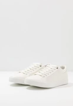 Pier One Baskets Basses Qualité Absolue Sneakers Rond Homme 11 Pier One Baskets Basses Qualité Absolue Sneakers Rond Homme -Pier One 0b2d142bd5264e198dc35aec1ac8575f