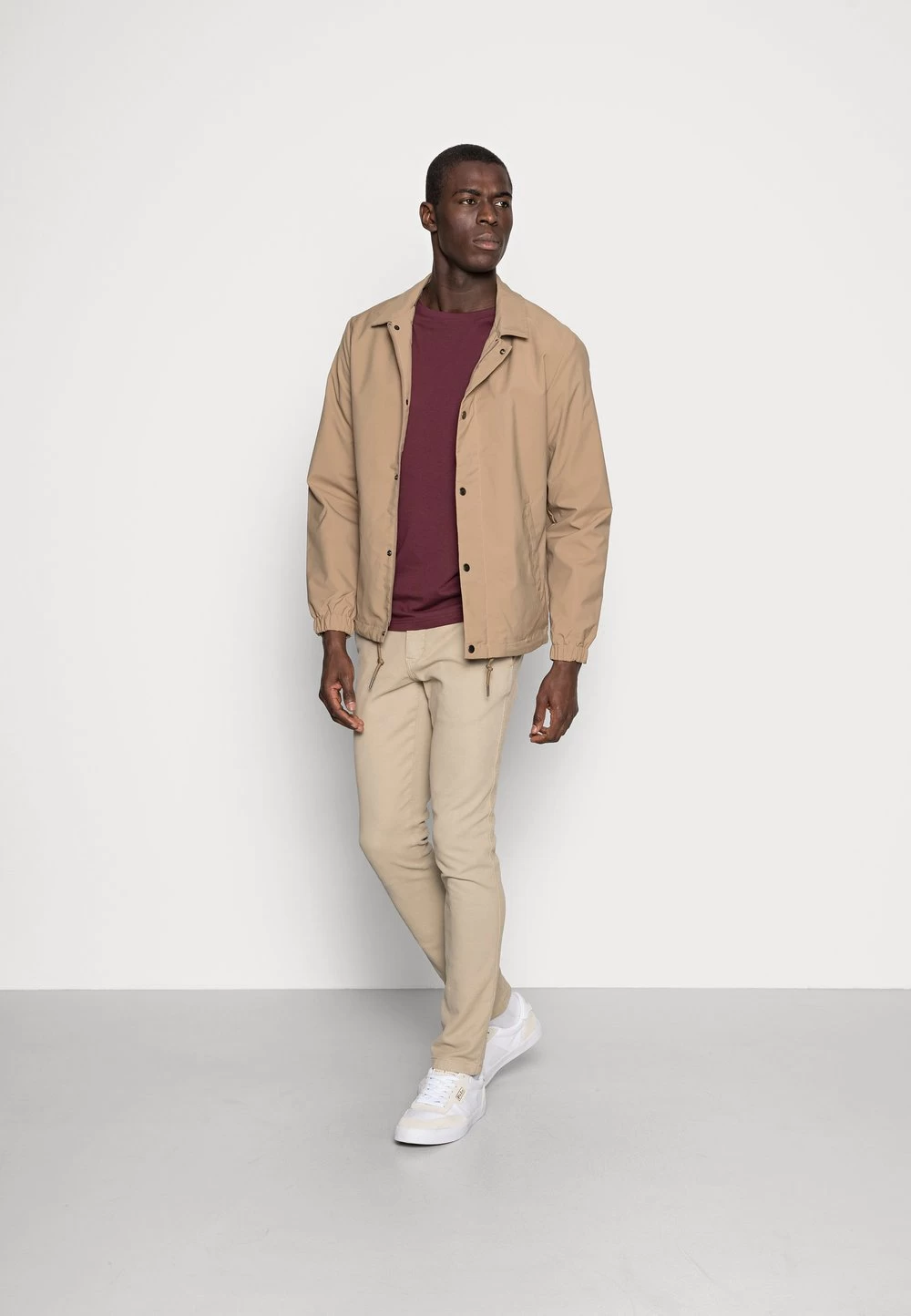 Pier One 2 PACK – T-shirt Basique Prix De Lancement T-shirts Col Rond Homme 1 Pier One 2 PACK – T-shirt Basique Prix De Lancement T-shirts Col Rond Homme