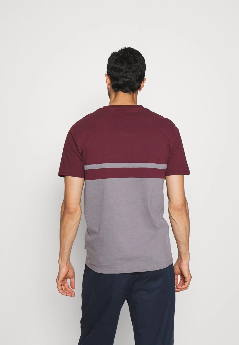 Pier One T-shirt Imprimé 50% Off De Vente T-shirts Col Rond Homme 1 Pier One T-shirt Imprimé 50% Off De Vente T-shirts Col Rond Homme