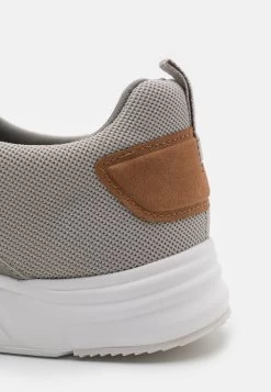 Marchandise De Première Qualité Pier One Baskets Basses Sneakers Rond Homme -Pier One 0c5b684c4b3c46f083ca04e63aa2bf10
