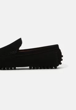 Pier One Mocassins Prix Avantageux Chaussures Basses Rond Homme 17 Pier One Mocassins Prix Avantageux Chaussures Basses Rond Homme -Pier One 0cb2c4eaf95a4aa992a137965ccc091a