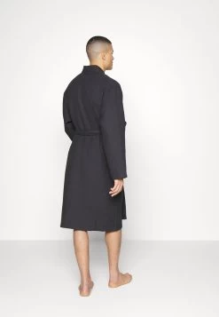 Prix Malin Pier One Peignoir Sous-vêtements & Chaussettes Col Châle Homme -Pier One 1090721d9e184eb1b7ef5af2d0a1dea1