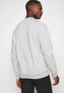 Prix Distinctifs Pier One Sweatshirt Pulls Et Gilets Col Rond Homme -Pier One 10eb190a0abb4fe7acb117f54c33ed5d