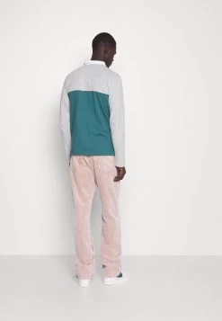 Se Vend Bas Prix Pier One T-shirt à Manches Longues T-shirts & Polos Col Contrastant Homme -Pier One 138add3618a34106a26e5bb25d3e3b01