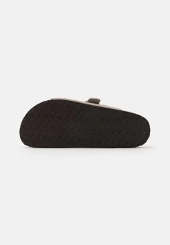 Pier One UNISEX – Chaussons En Remise Ouvert Homme 14 Pier One UNISEX – Chaussons En Remise Ouvert Homme -Pier One 13a2733b61104294b703647ea8977114