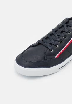 Prix Bradés Pier One Baskets Basses Sneakers Rond Homme -Pier One 145e36e3a1904cb382f7cc335226db94