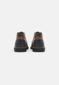 Prix Ourlé Pier One LEATHER – Chaussures à Lacets Derbies, Richelieus & Chaussures Bateau Rond Homme -Pier One 16396f4bab1340f6b16186b6ed2ce820