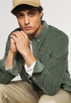 Prix Affortable Pier One CORDUROY SHIRT – Chemise Chemises Col à Boutons Homme -Pier One 1699f99e740145ec9134a1b487900aff
