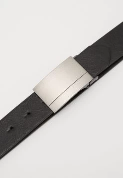 Pier One Ceinture Se Vend Bas Prix Ceintures Boucle De Ceinture Homme -Pier One 16d7c146d11740aebf572fbb5d4c24a3