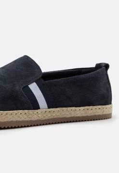 En Remise Pier One Espadrilles Rond Homme 12 En Remise Pier One Espadrilles Rond Homme -Pier One 17e14df62df94656aacbe29d3c2a0884