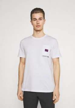 Pier One Prix Réduit CHEST POCKET TEE – T-shirt Imprimé T-shirts Col Rond Homme -Pier One 1a9c250745d0432baadbd1c289abb10f