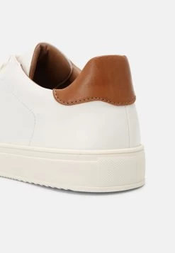 Prix Ourlé Pier One Baskets Basses Sneakers Rond Homme -Pier One 1b695423a2f5444c9a38f56ab6346f7c