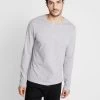 Qualité Garantie 100% Pier One T-shirt à Manches Longues T-shirts Col Rond Homme