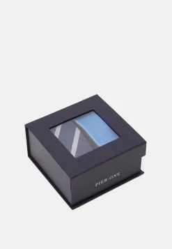 Rabais Pier One 2 PACK – Cravate Cravates Et Accessoires De Costume Homme Homme 9 Rabais Pier One 2 PACK – Cravate Cravates Et Accessoires De Costume Homme Homme -Pier One 1f769731f15f4d229c237a2af8940388