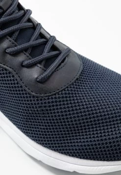 Pier One Prix Compétitif Baskets Basses Baskets & Sneakers Rond Homme 13 Pier One Prix Compétitif Baskets Basses Baskets & Sneakers Rond Homme -Pier One 25dc3497bdfb434784acea239d0faa38