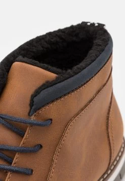 Pier One 50% Off De Vente Chaussures à Lacets Derbies, Richelieus & Chaussures Bateau Rond Homme -Pier One 27261ab2251b44c58fce994e7e4f72c4