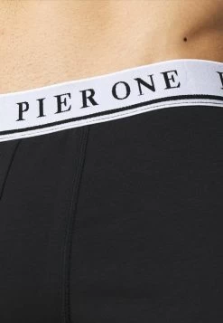 Pier One 5 PACK – Shorty En Remise Sous-vêtements & Chaussettes Normale Homme 13 Pier One 5 PACK – Shorty En Remise Sous-vêtements & Chaussettes Normale Homme -Pier One 2b931574e59a47cab167baa0b4051dc3