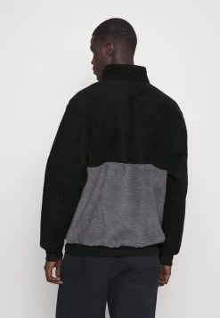 Prix Avantageux Pier One Sweat Polaire Sweats & Hoodies Col Camionneur Homme 10 Prix Avantageux Pier One Sweat Polaire Sweats & Hoodies Col Camionneur Homme -Pier One 2cffee05404349cf8c3d9ecca3388aa3