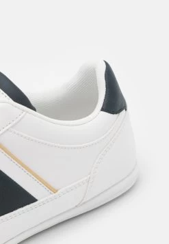 Pier One Se Vend Bas Prix Baskets Basses Sneakers Rond Homme 11 Pier One Se Vend Bas Prix Baskets Basses Sneakers Rond Homme -Pier One 2d40e04f000c4425a6ba2fba531dff57