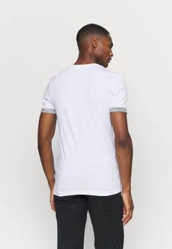 Pier One T-shirt Imprimé Prix Sacrifiés T-shirts Col Rond Homme -Pier One 3026901feff945ef8d8d349a9efbd6e9