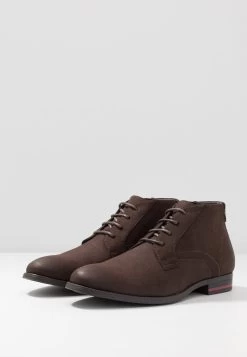 Prix Cassé Pier One Derbies Derbies Et Richelieus Rond Homme 8 Prix Cassé Pier One Derbies Derbies Et Richelieus Rond Homme -Pier One 36db4e9c15ba44febd6bbaf836ff8838