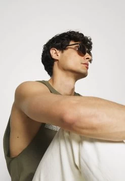 Pier One 3 PACK – Débardeur Prix De Lancement T-shirts Col Rond Homme -Pier One 3751c326100e49efbac9bf939e4cffbb