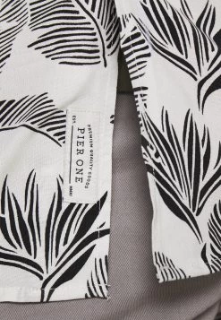 Pier One Chemise Qualité Excellente Chemises Col Revers Homme -Pier One 3a907b91fe954c4a94331cb5f66d2c5b