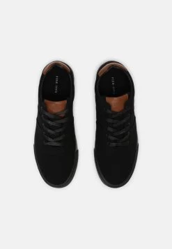 Pier One UNISEX – Baskets Basses Prix Bradés Sneakers Rond -Pier One 3ea015cce91e4b2d8792edcfd0e67cfb