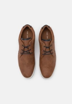 Pier One Prix Distinctifs Chaussures à Lacets Derbies, Richelieus & Chaussures Bateau Rond Homme -Pier One 3edadf493aa546a784f94edd73faf51d