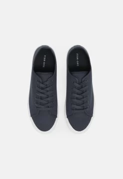 Pier One UNISEX – Baskets Basses Produit De Première Qualité Baskets & Sneakers Rond -Pier One 41131c693fe540d98a44edb6d44ce0e6