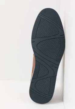 Meilleure Qualité Pier One Chaussures à Lacets Derbies, Richelieus & Chaussures Bateau Rond Homme -Pier One 425ade5de11d46ecad014dbc88828f82