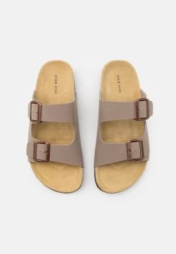 Pier One UNISEX – Chaussons En Remise Ouvert Homme 13 Pier One UNISEX – Chaussons En Remise Ouvert Homme -Pier One 47b80b1f1fd548c6b3cd4bf590fe8b2b