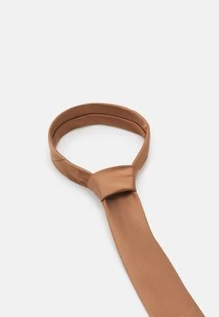 Pier One Soldes SET – Mouchoir De Poche Pochettes De Costume Couleur Unie Homme -Pier One 47e24fb2ec594c03992baccd33929276