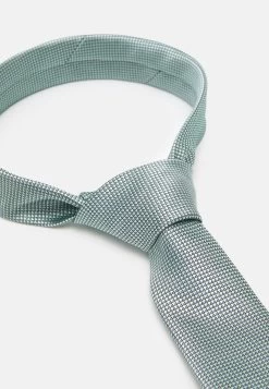 Pier One Prix De Lancement Cravate Cravates Et Nœuds Papillon Carreaux Homme 6 Pier One Prix De Lancement Cravate Cravates Et Nœuds Papillon Carreaux Homme -Pier One 4e58ac7c5c734541a48e478d708c2a02