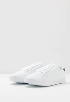 Pier One Qualité Supérieure Baskets Basses Sneakers Rond Homme -Pier One 4eacb9610d8f46729ab34d928ecaf995
