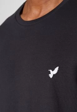 Pier One En Remise 2 PACK – T-shirt Basique T-shirts Col Rond Homme -Pier One 4ef048417e8b4d9d9036c212a15ea787