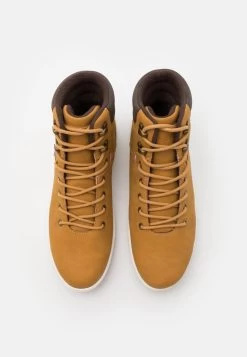 Pier One Baskets Montantes Prix Sympa Baskets & Sneakers Rond Homme -Pier One 4f51f43c1e3a4764a7eb55b6de6a6486