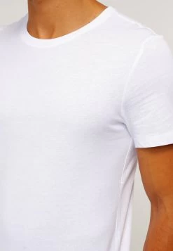 Bas Prix Pier One 2 PACK – T-shirt Basique T-shirts Col Rond Homme -Pier One 5263f78b1e87481ea0e824d35031cd9e