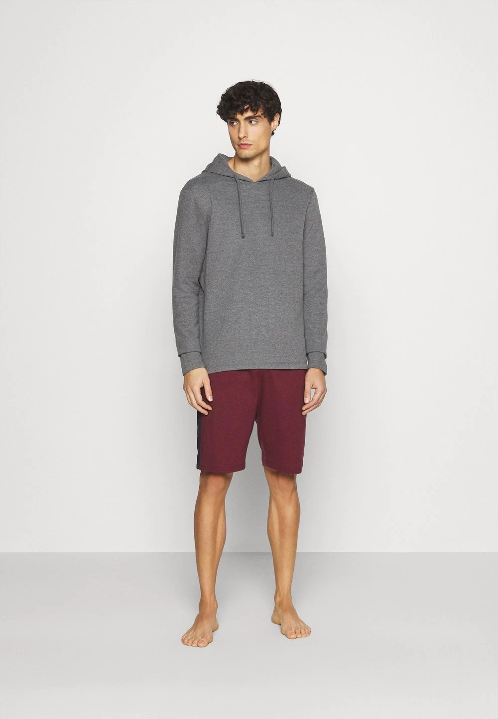 Pier One LOUNGE STRIPED SHORTS – Bas De Pyjama Prix D’Amis Pyjamas Normale Homme 2 Pier One LOUNGE STRIPED SHORTS – Bas De Pyjama Prix D’Amis Pyjamas Normale Homme – Image 2