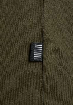 Pier One 2 PACK – T-shirt Imprimé Prix Réduit T-shirts Col Rond Homme 14 Pier One 2 PACK – T-shirt Imprimé Prix Réduit T-shirts Col Rond Homme -Pier One 54429e2d9ebf4fc892d56735a7acb1e4