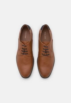 Faible Prix Pier One Derbies Chaussures De Ville Rond Homme -Pier One 58f22320e98c47dc872a6c34fcf5c98a