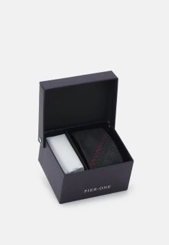 Pier One CHRISTMAS GIFT SET – Cravate Marchandise De Première Qualité Cravates Et Nœuds Papillon Homme Homme -Pier One 5aa689e5eadb41b5a4e48f0823e196b7