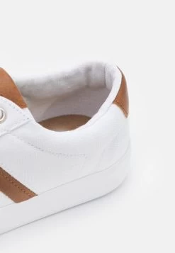 En Remise Pier One Baskets Basses Sneakers Rond Homme -Pier One 5ae6611947e14eb7984c06969c8c68f0