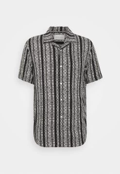 Pier One Chemise 50% Off De Vente Chemises Col Revers Homme -Pier One 5cfdb6742ba147cfb0491515e897b613