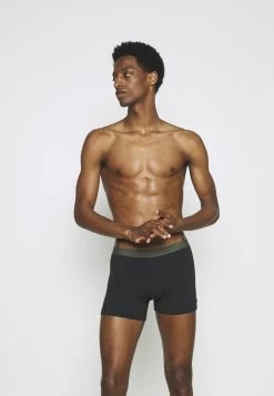 Pier One Prix Refroidis 5 PACK – Shorty Sous-vêtements Normale Homme -Pier One 5e7159ba2bd84d5c93be87e63c8dbf66