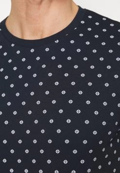 Pier One 3 PACK – T-shirt Imprimé Soldes En Ligne T-shirts & Polos Col Rond Homme -Pier One 5fcb9053133a4f0cbf3c72e8cff6c432