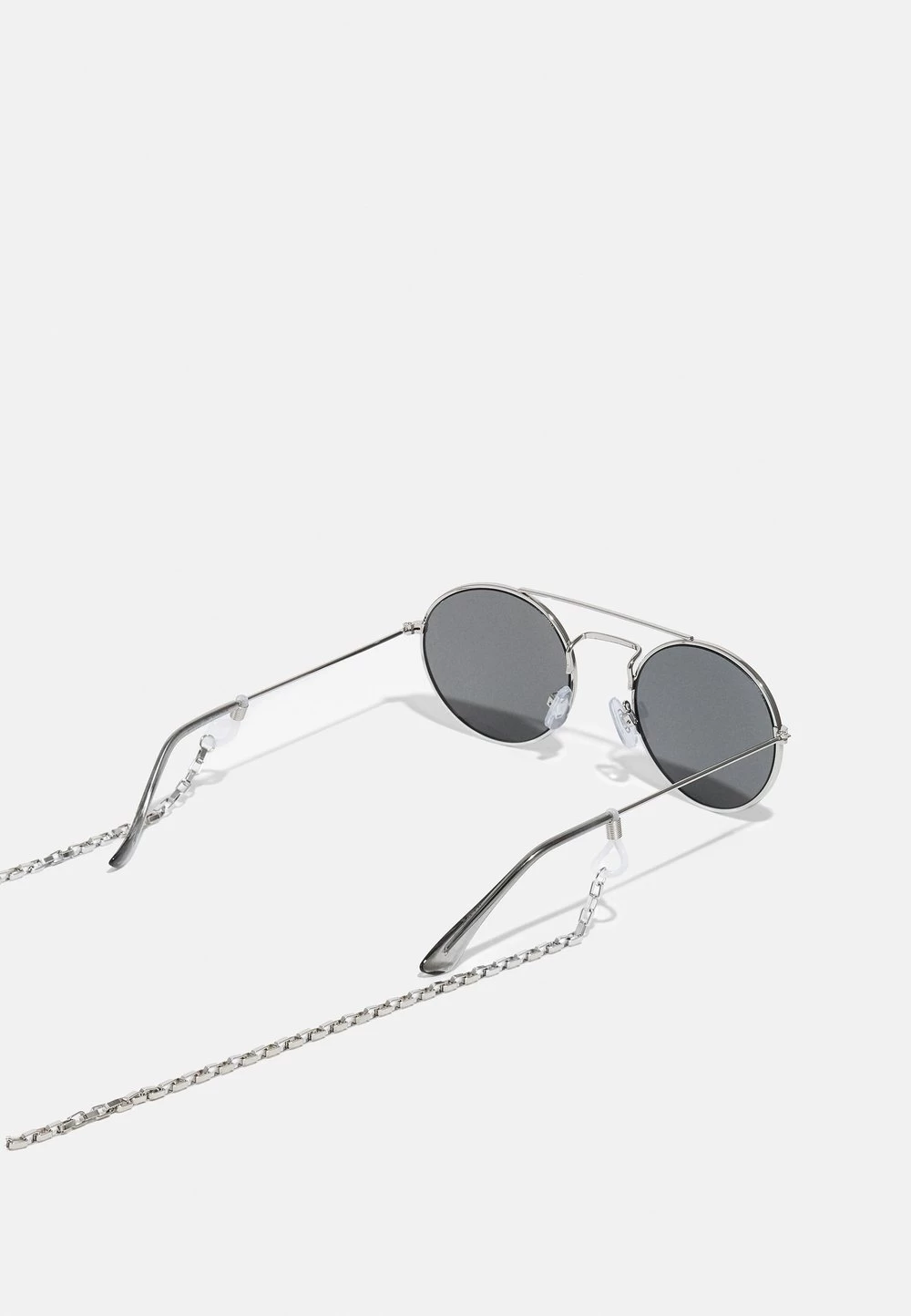 Pier One Prix Préférentiel CHAIN UNISEX SET – Lunettes De Soleil Ronde 2 Pier One Prix Préférentiel CHAIN UNISEX SET – Lunettes De Soleil Ronde – Image 2